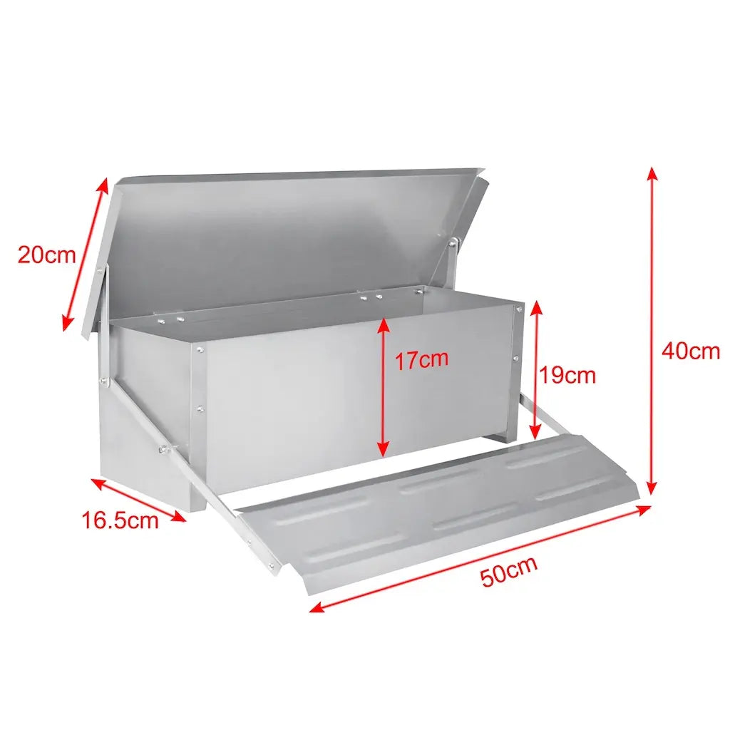Dimensions de la mangeoire : 50 cm de long, 20 cm de large, 19 cm fermée et 40 cm couvercle ouvert