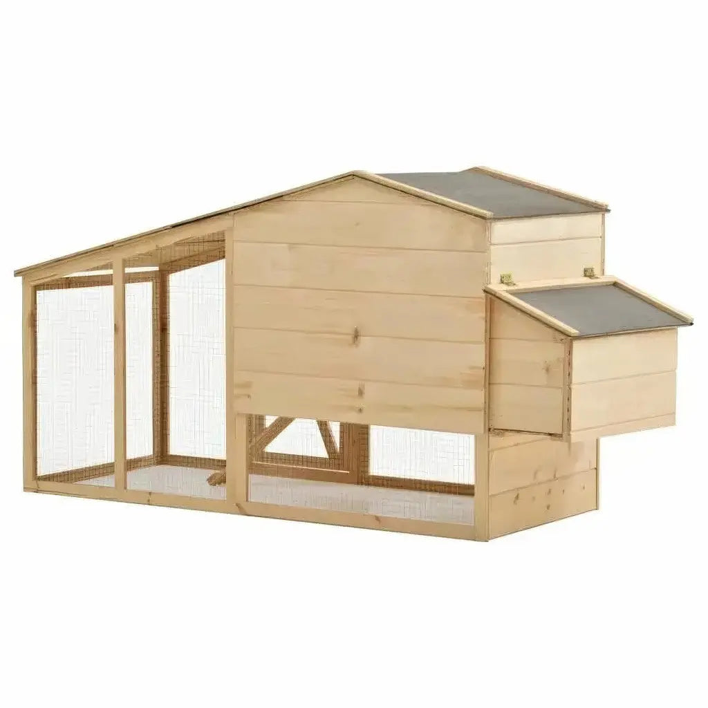 Poulailler en bois avec enclos vu de trois quarts arrière