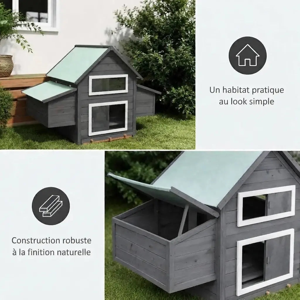 Poulailler en bois gris vu de face et pondoir latéral relevé